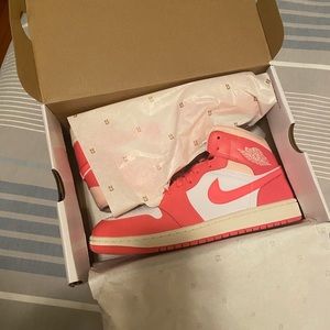 Nike Air Jordan 1 Mid